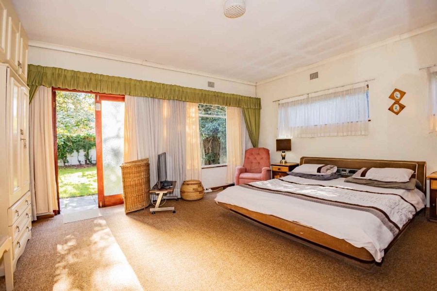 4 Bedroom Property for Sale in Oostersee Western Cape